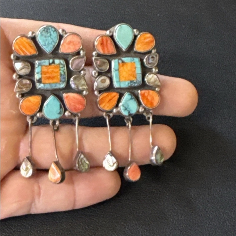 HUGE MAGNIFICENT VTG OSCAR BETZ NAVAJO STERLING MULTI STONE EARRINGS - Picture 5 of 7